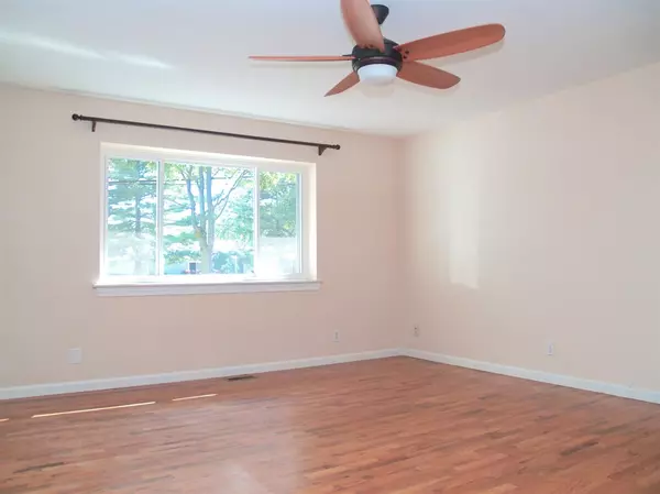 Ann Arbor, MI 48105,2339 Pontiac Trail