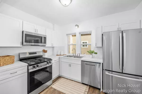 Grand Rapids, MI 49506,806 Baldwin SE Street