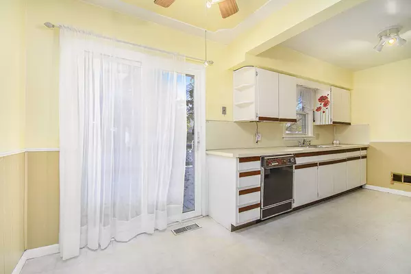 Kentwood, MI 49508,4460 Carrick SE Avenue