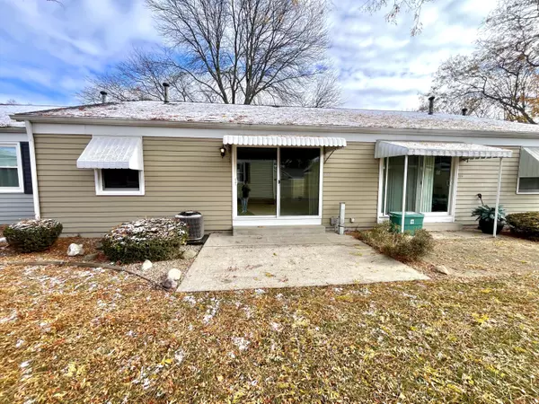 Jenison, MI 49428,1002 Village Lane