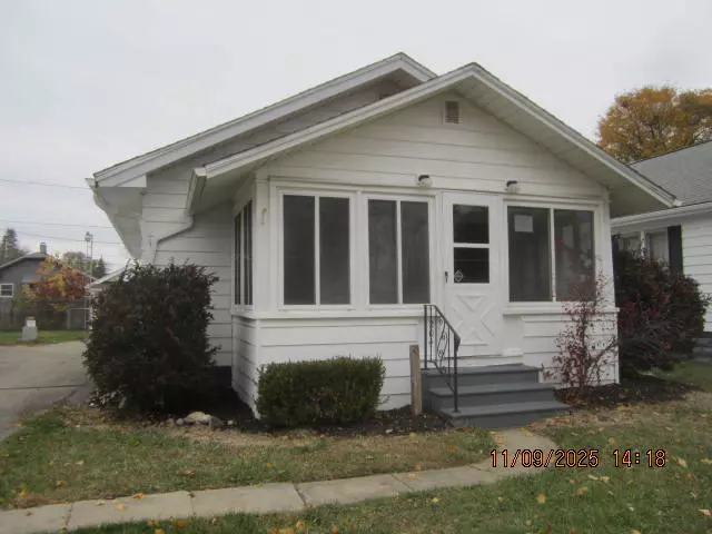 204 Meyers Avenue, Jackson, MI 49203
