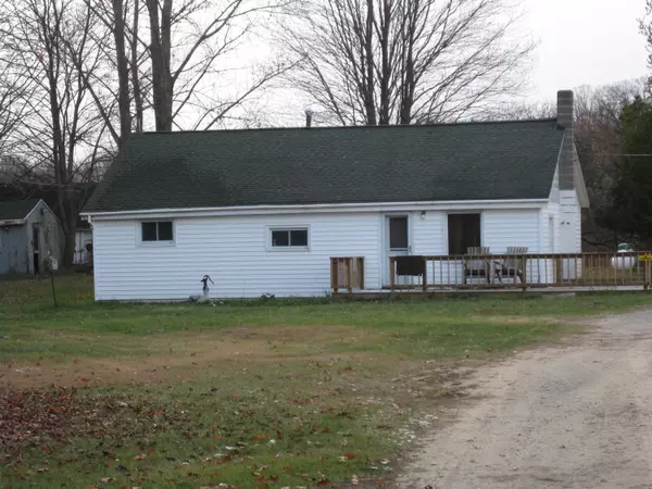 4377 S 184th Avenue, Hesperia, MI 49421