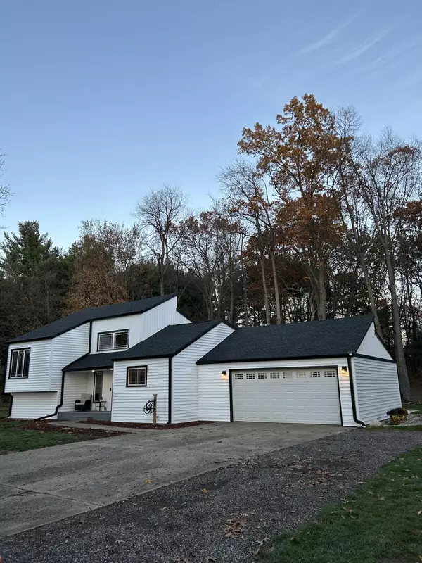 Edwardsburg, MI 49112,70631 Sunrise Drive