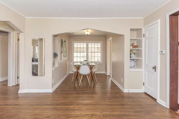 Ann Arbor, MI 48103,1215 Prescott Avenue