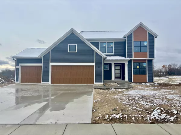 8318 Kettle Hill SE Court, Alto, MI 49302