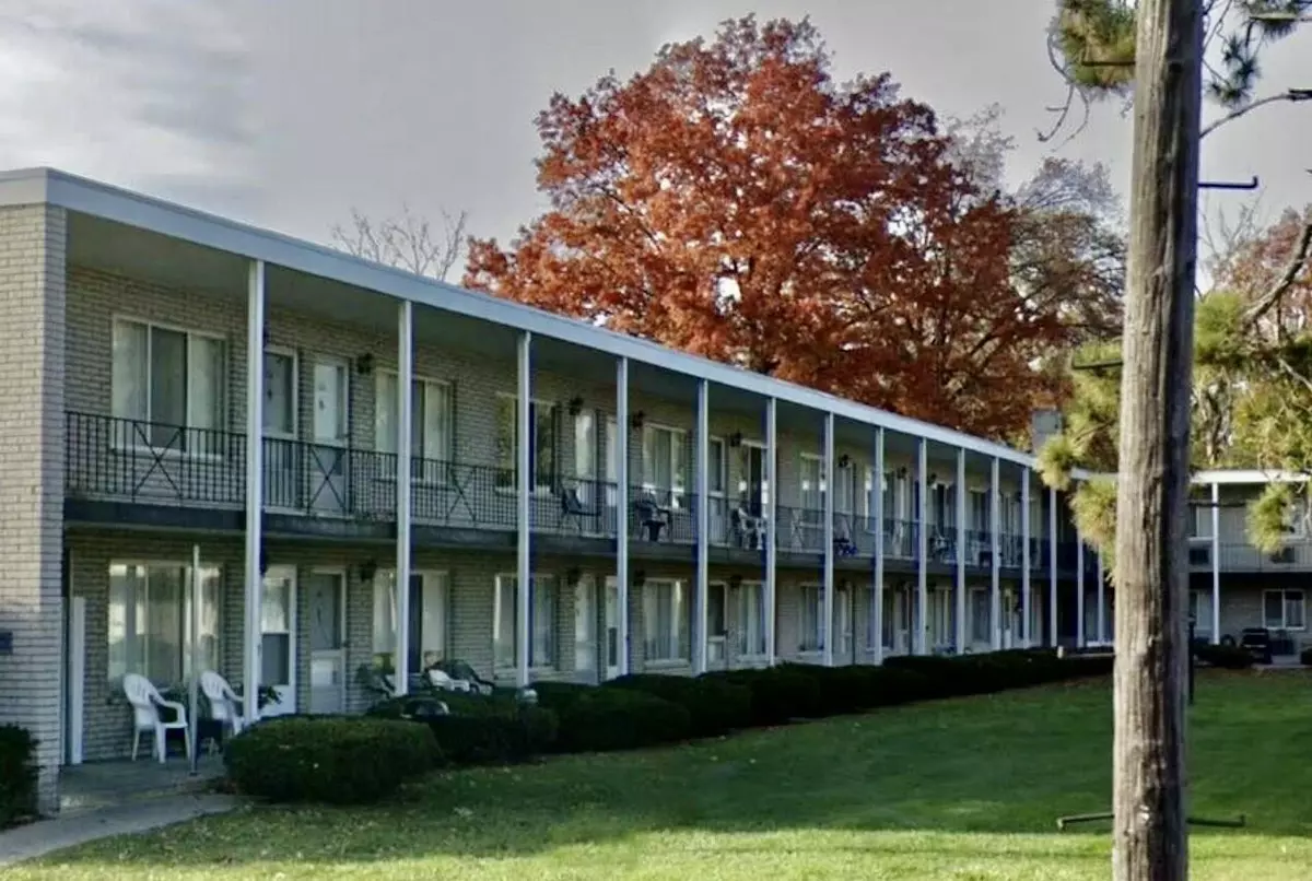 Detroit, MI 48219,17161 Redford Street #114