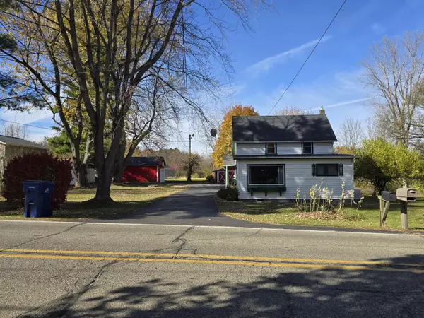 Hillsdale, MI 49242,180 Reading Avenue