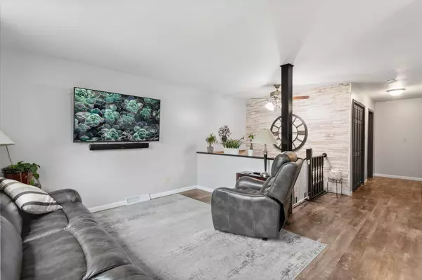 Edwardsburg, MI 49112,25056 Cherry Street