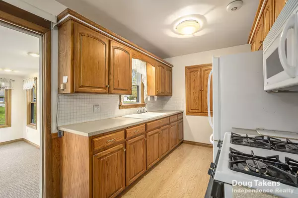 Jenison, MI 49428,1129 Elmwood Drive