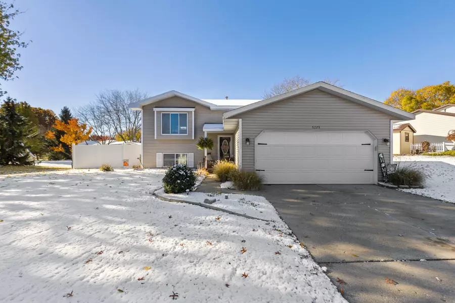 5275 Pinnacle SW Drive, Wyoming, MI 49519