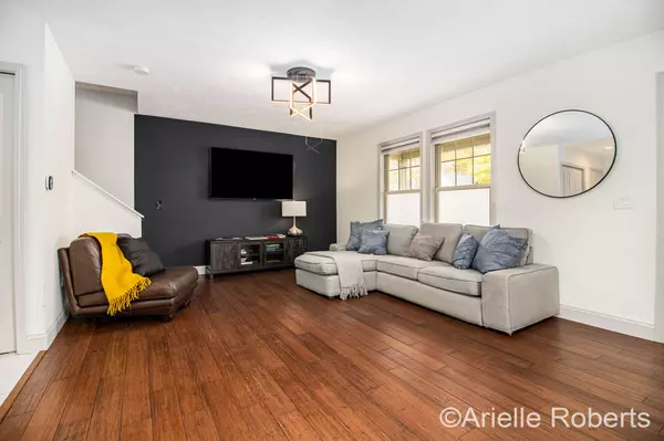 Grand Rapids, MI 49507,344 Highland SE Street