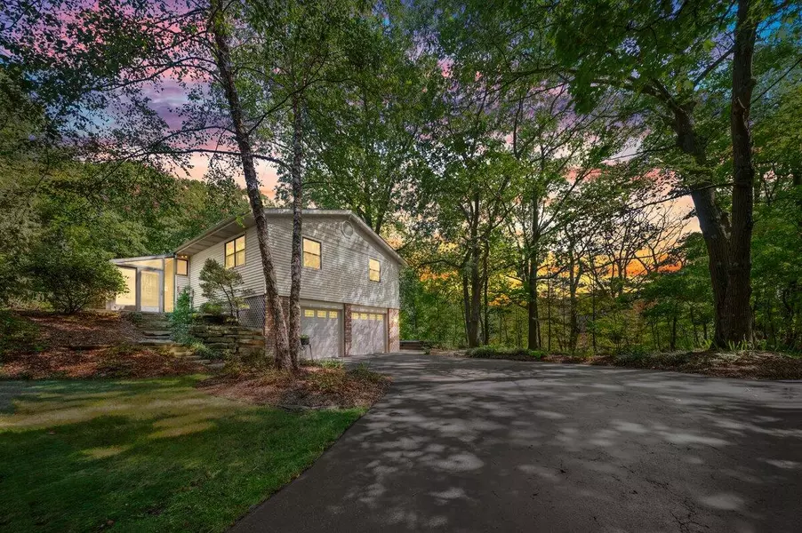 6620 N Lakeshore Drive, West Olive, MI 49460