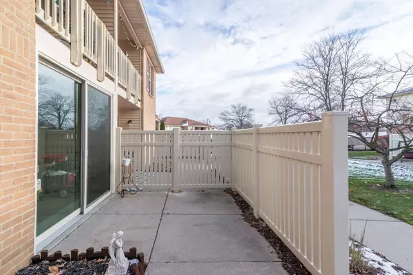 South Lyon, MI 48178,61137 Greenwood Drive