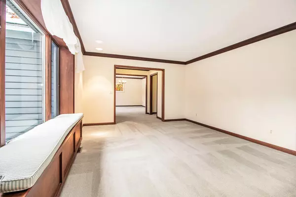 Saline, MI 48176,9453 Whispering Pines Drive