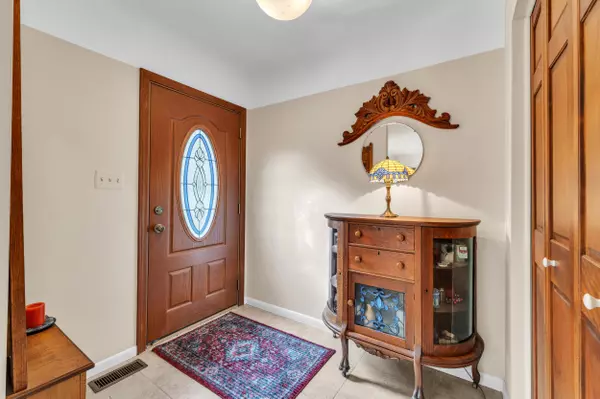 Livonia, MI 48154,29766 Puritan Street