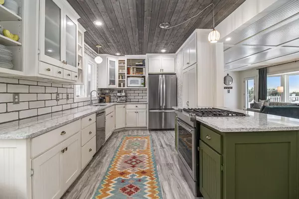 Ludington, MI 49431,6679 Dunecrest Avenue