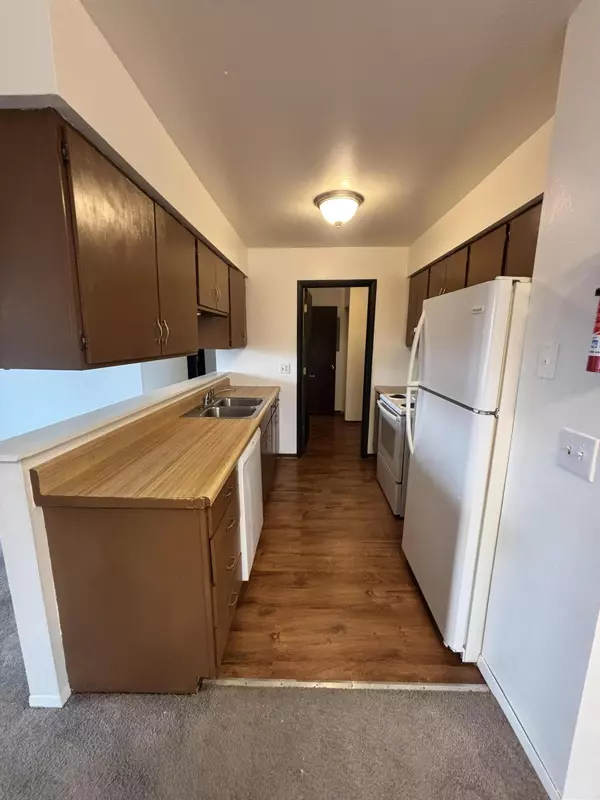 Portage, MI 49024,7640 Timbercreek Court #4