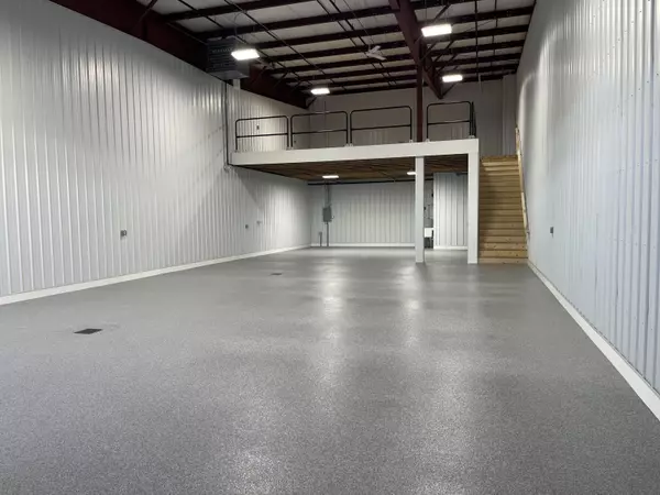 Ludington, MI 49431,1009 Conrad Industrial Drive #5