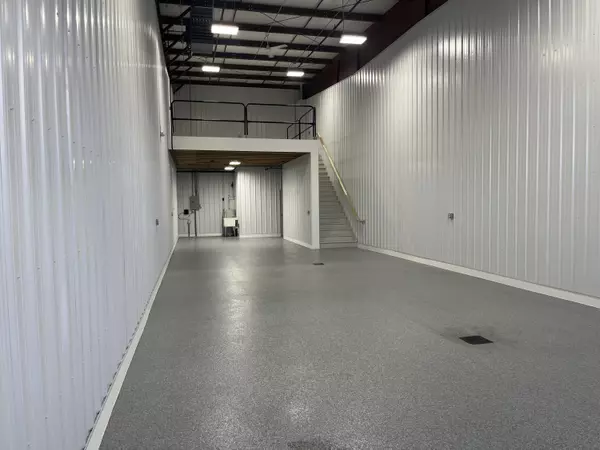 Ludington, MI 49431,1009 Conrad Industrial Drive #11