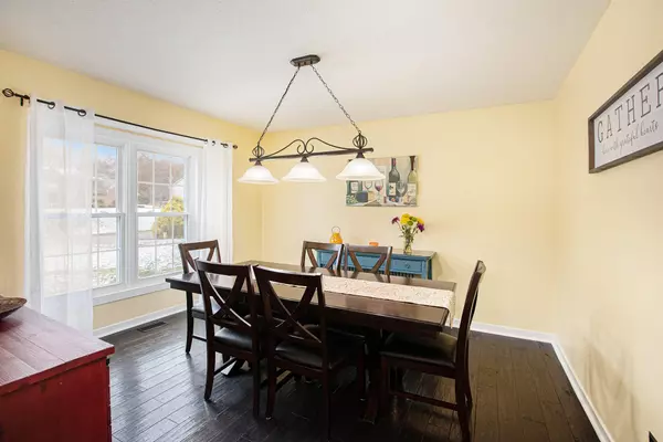 Pinckney, MI 48169,10617 Splitstone Dr E