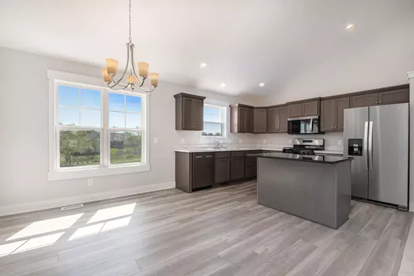 Caledonia, MI 49316,7468 Traditional SE Court