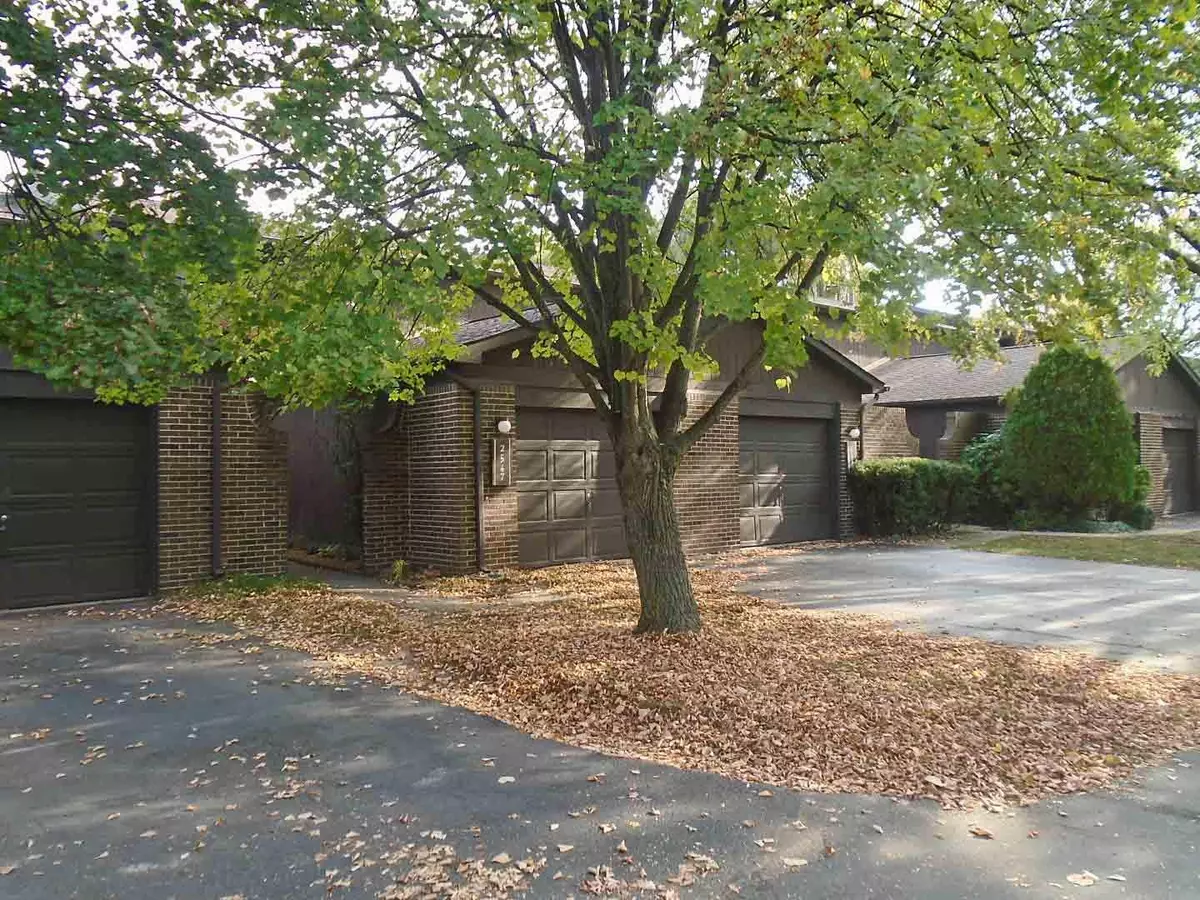 Ann Arbor, MI 48105,2547 Meade Court