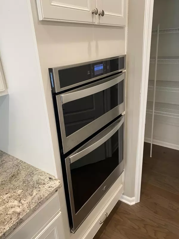 Ann Arbor, MI 48105,2994 Montana Way