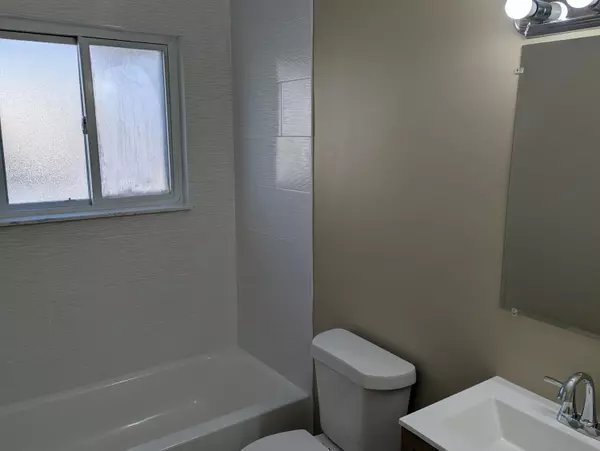 Ypsilanti, MI 48198,1021 Desoto Avenue