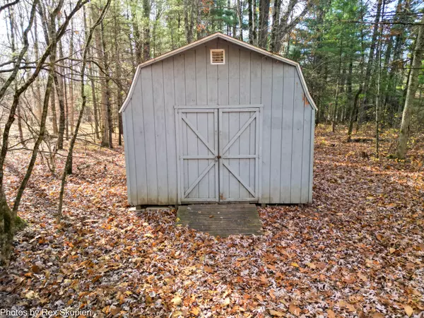 Newaygo, MI 49337,7110 S Thornapple Avenue