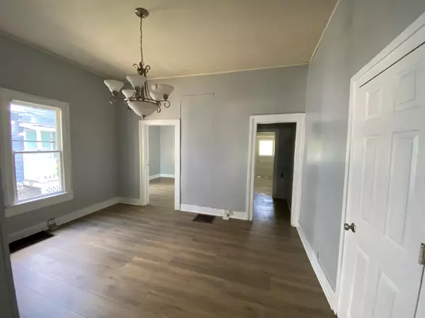 Kalamazoo, MI 49007,527 W Cedar Street