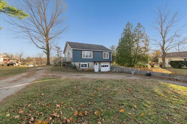 Pinckney, MI 48169,379 W Main Street