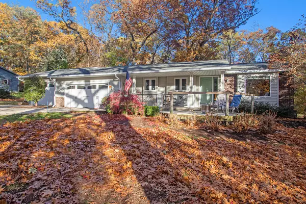 Holland, MI 49424,89 S Division Avenue