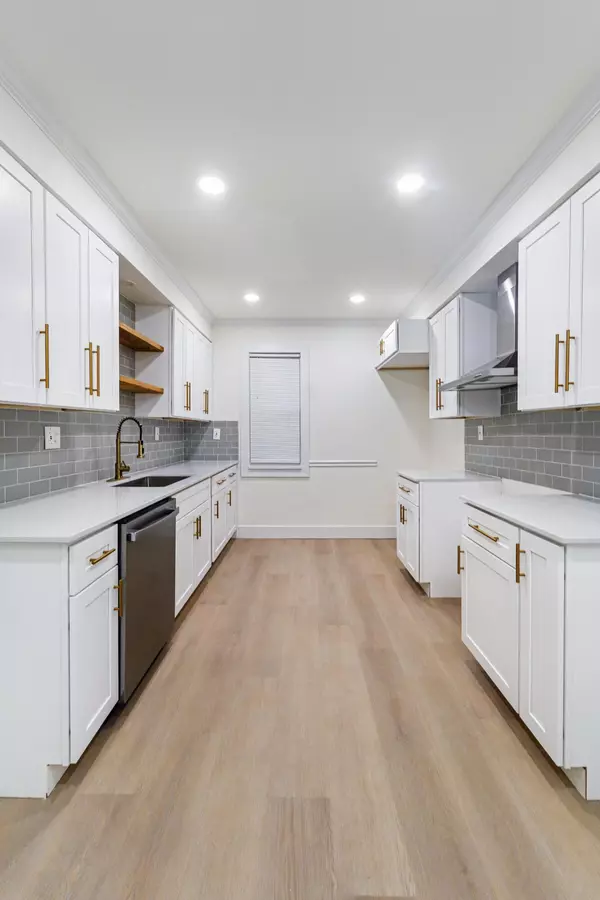 Eastpointe, MI 48021,23039 Cushing Avenue