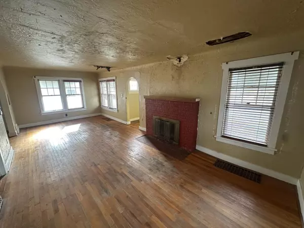 Battle Creek, MI 49017,63 Maple Grove Avenue