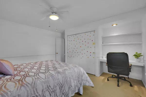 Okemos, MI 48864,4442 Greenwood Drive