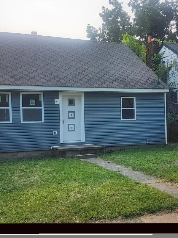 3820 Lowcroft Avenue, Lansing, MI 48910