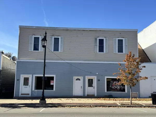 39 N Main NE Street, Cedar Springs, MI 49319