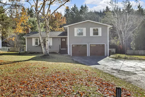 1965 E Kimmel Road, Jackson, MI 49201