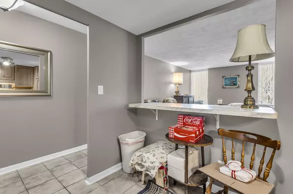 Jackson, MI 49201,715 W Michigan Avenue #202