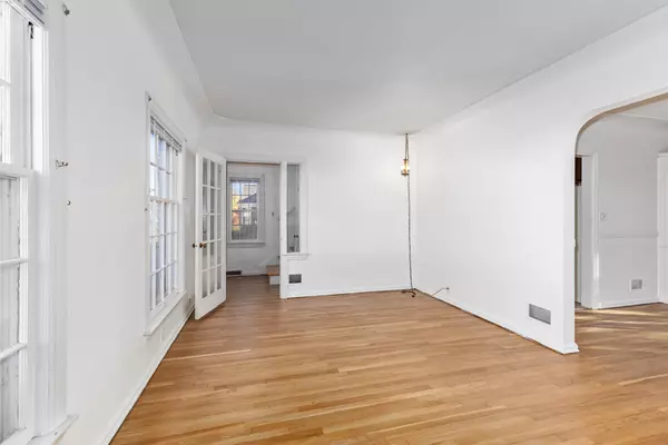 Wyoming, MI 49548,120 Manchester SW Street