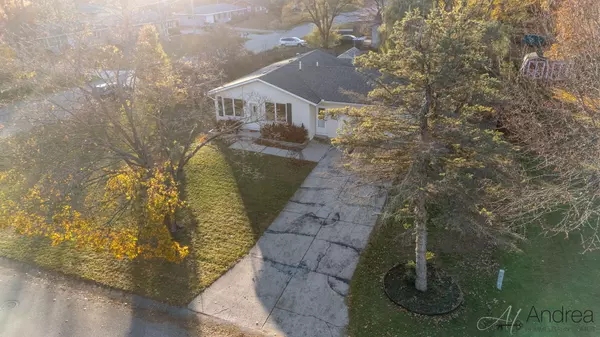 Holland, MI 49424,866 Woodside Drive