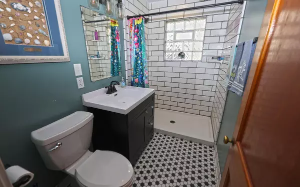 Dowagiac, MI 49047,67050 95th Avenue