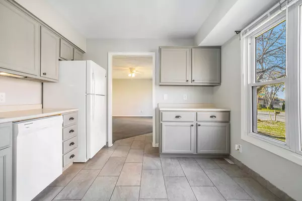 Grand Rapids, MI 49506,1760 Woodlawn SE Avenue