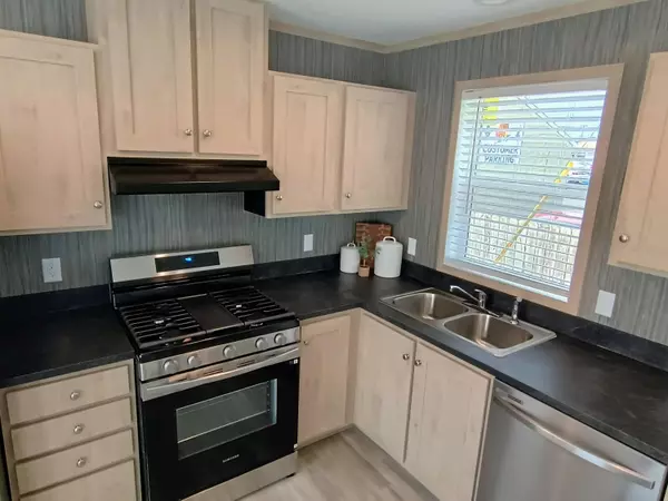 Plainwell, MI 49080,390 12th Street