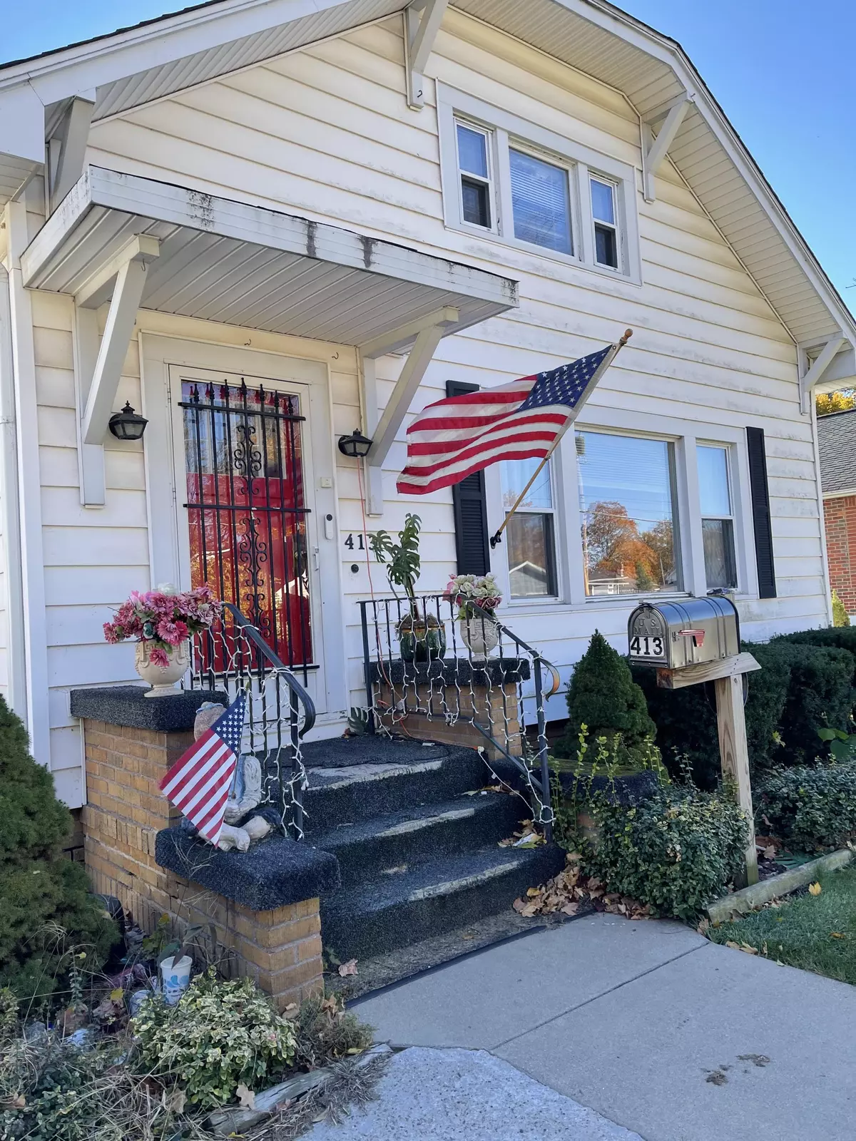 Sturgis, MI 49091,413 E Congress Street