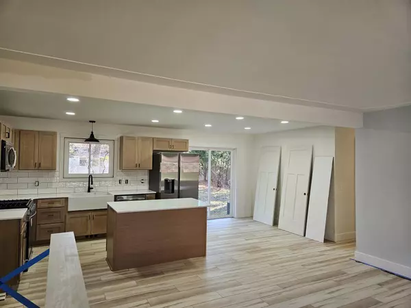 Muskegon, MI 49445,1384 Sumac Street