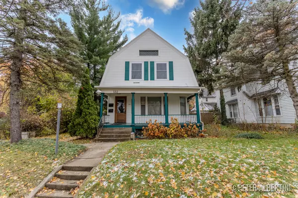 Grand Rapids, MI 49506,1212 Lake SE Drive