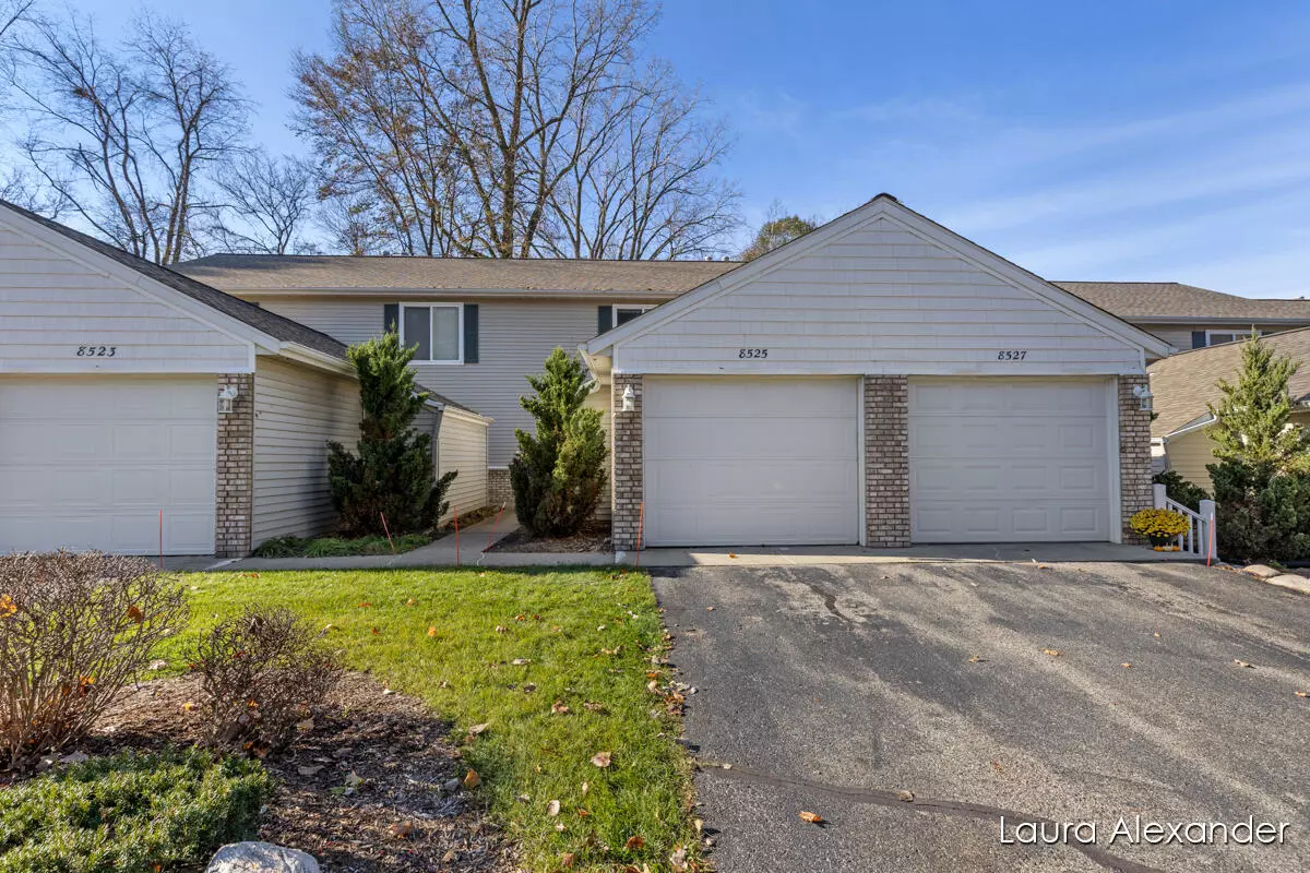 Rockford, MI 49341,8525 Courtland NE Drive