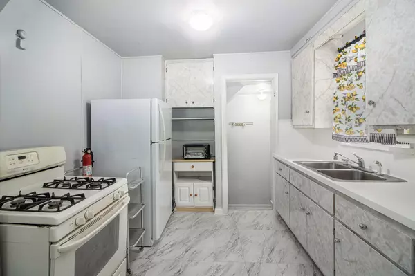 Detroit, MI 48234,19442 Moenart Street