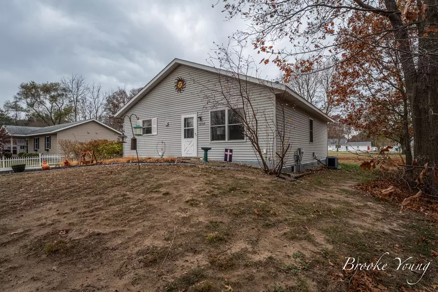 15149 David Avenue, Grand Haven, MI 49417